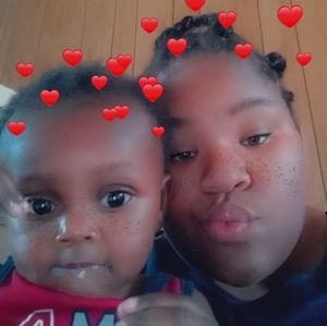 Meet your Posher, Synethia